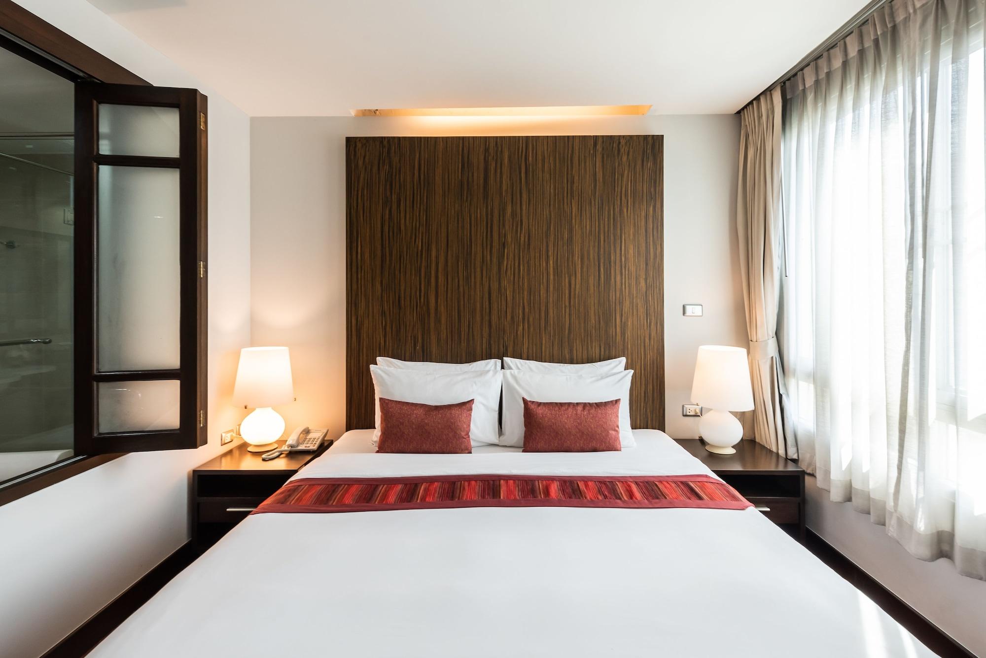 Royal Suite Hotel Бангкок Экстерьер фото