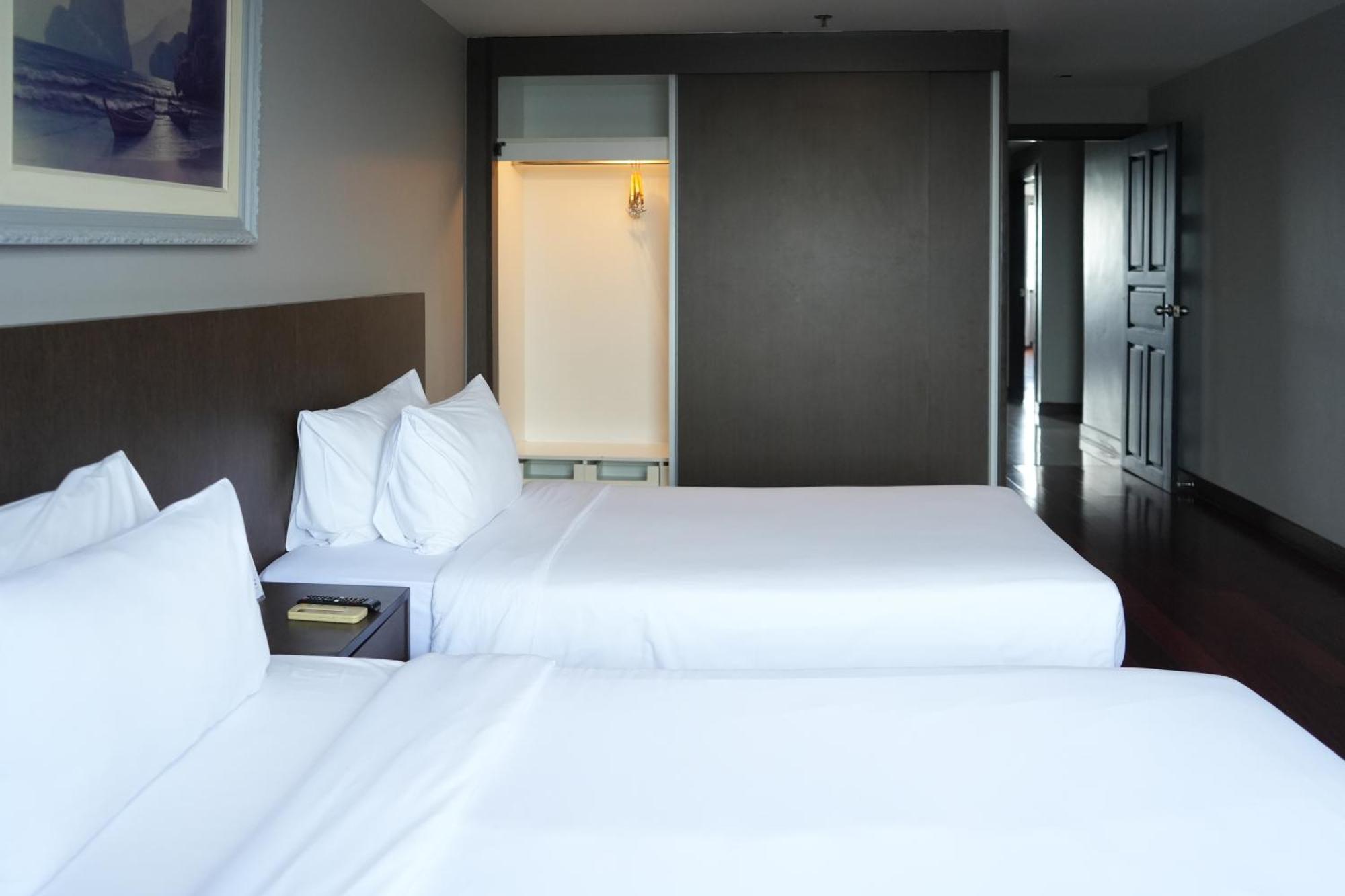 Royal Suite Hotel Бангкок Экстерьер фото
